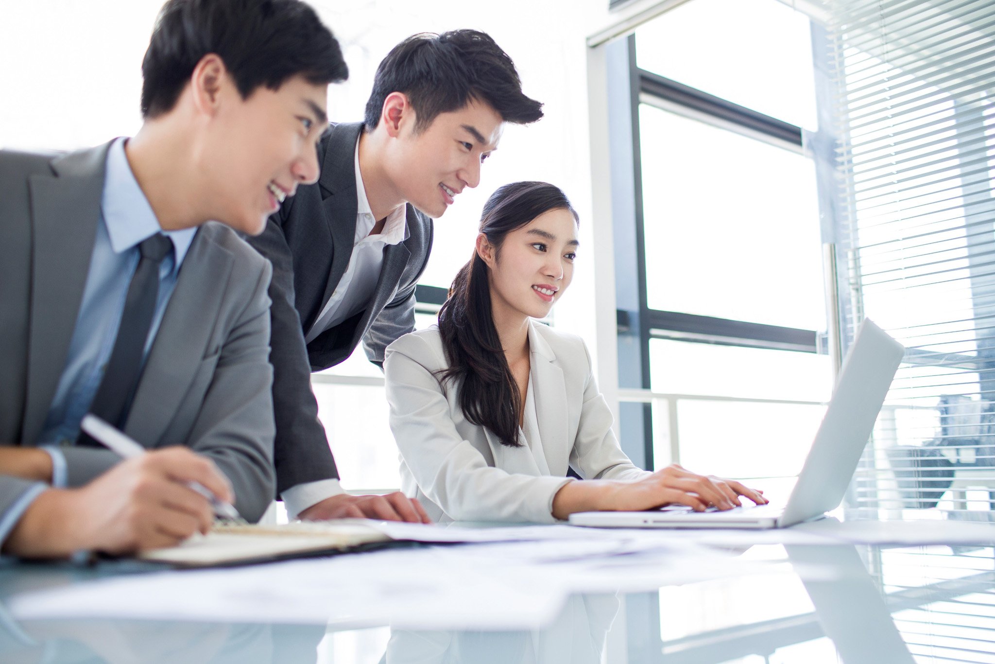 Expand the use of iManage across your business Expand the use of iManage across your business